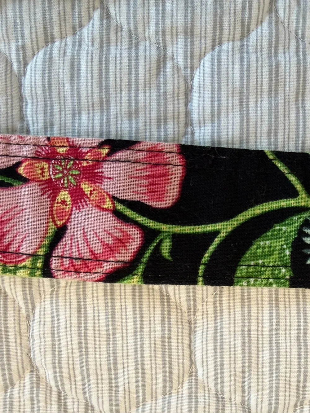 Women’s Black Green Botanical & Geometric fabric belt large